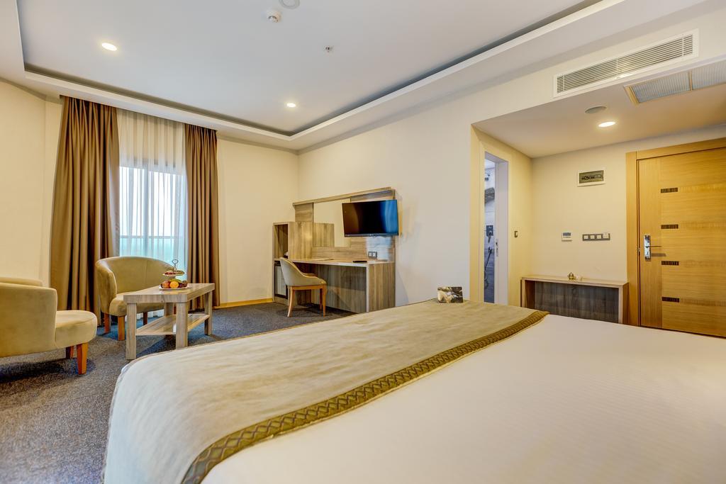 Kaynesia Spa & Wellness Hotel Turgutlu מראה חיצוני תמונה