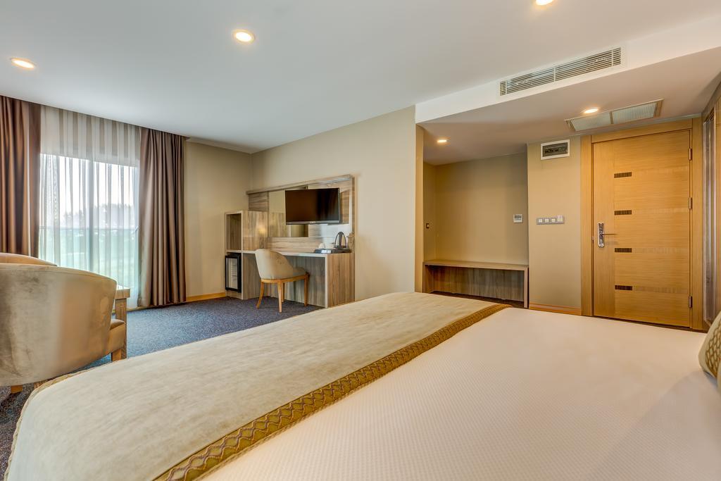 Kaynesia Spa & Wellness Hotel Turgutlu מראה חיצוני תמונה